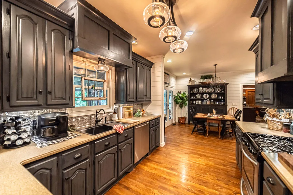 161 Shadybrook Lane Benton KY 42025