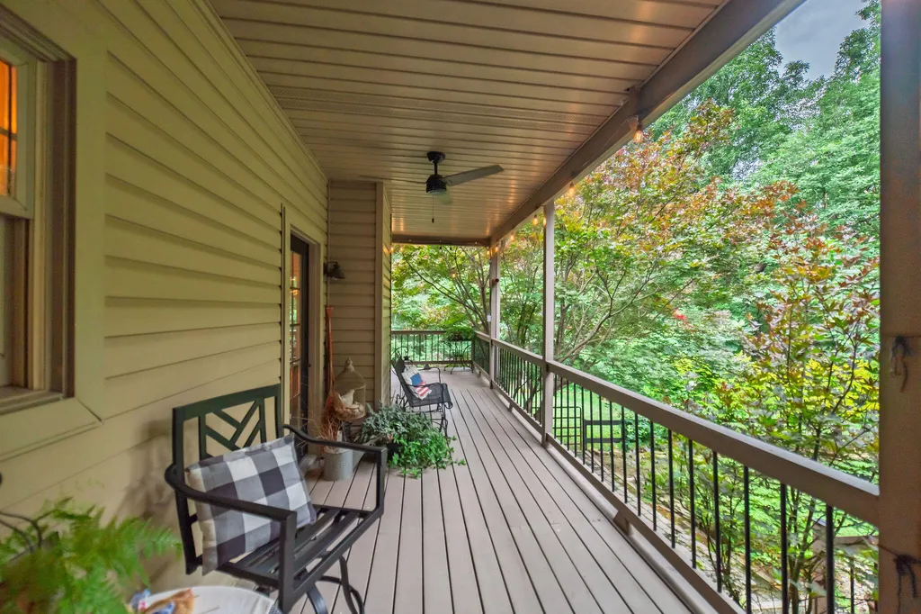 161 Shadybrook Lane Benton KY 42025