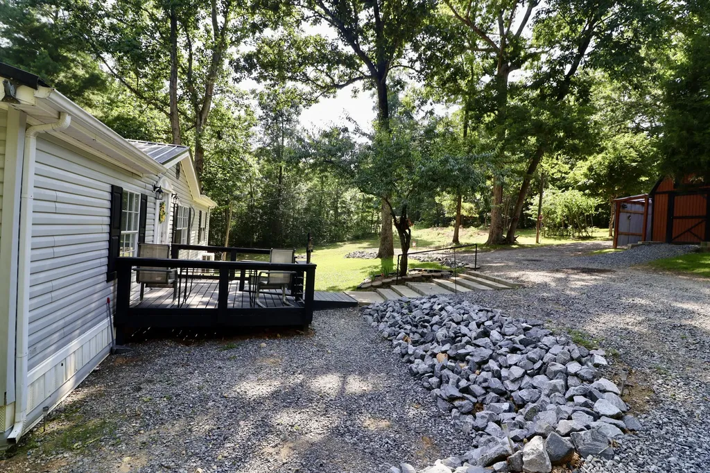 3028 Riley Hollow Road Cadiz KY 42211