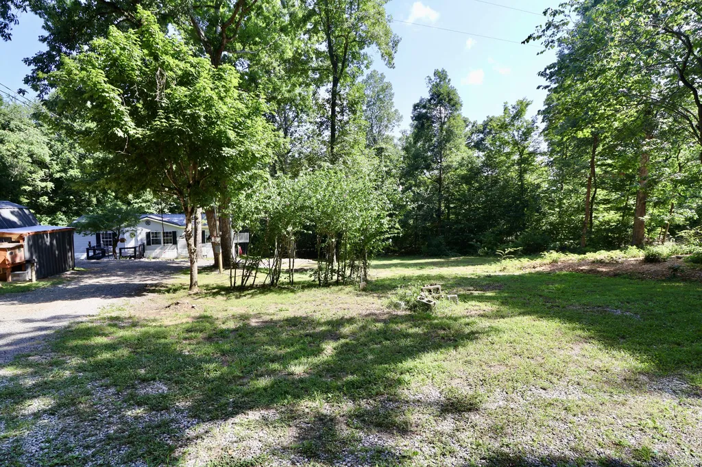 3028 Riley Hollow Road Cadiz KY 42211