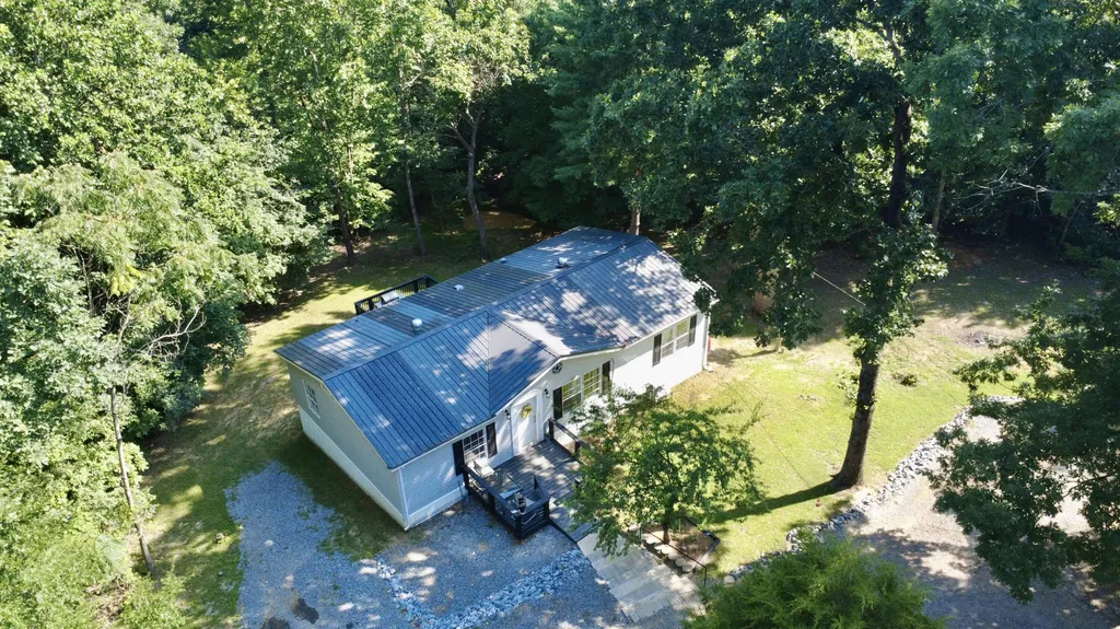 3028 Riley Hollow Road Cadiz KY 42211