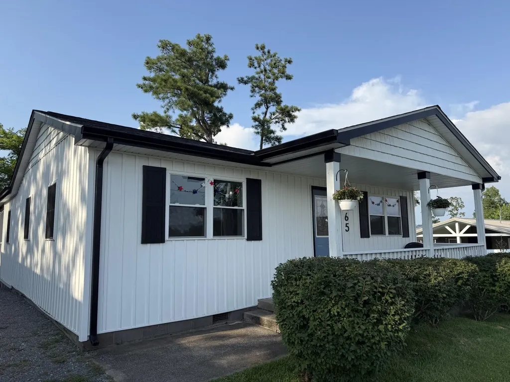 65 Enterprise Lane Gilbertsville KY 42044