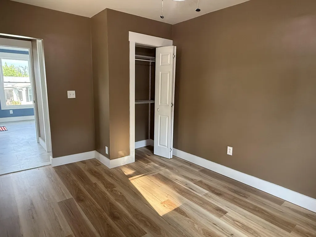 65 Enterprise Lane Gilbertsville KY 42044