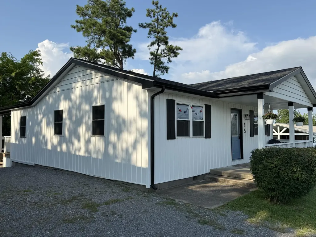 65 Enterprise Lane Gilbertsville KY 42044
