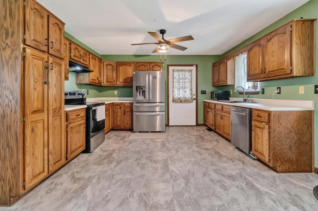 986 Tennessee Ridge Road Liberty KY 42539