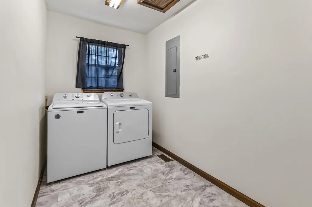 986 Tennessee Ridge Road Liberty KY 42539