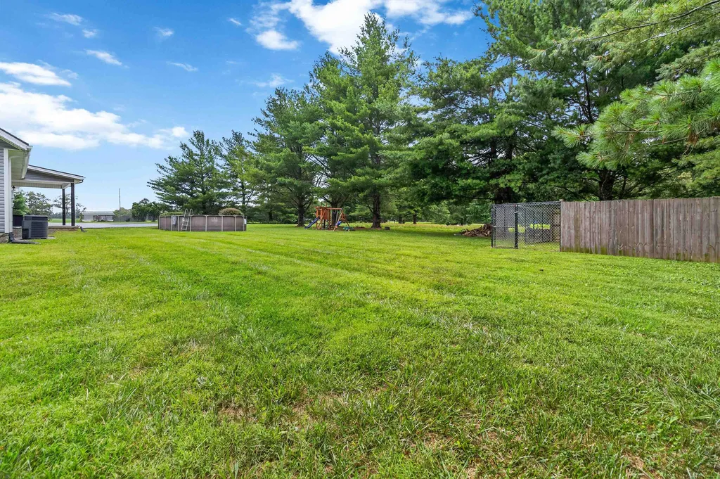 986 Tennessee Ridge Road Liberty KY 42539