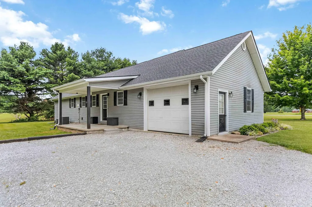 986 Tennessee Ridge Road Liberty KY 42539