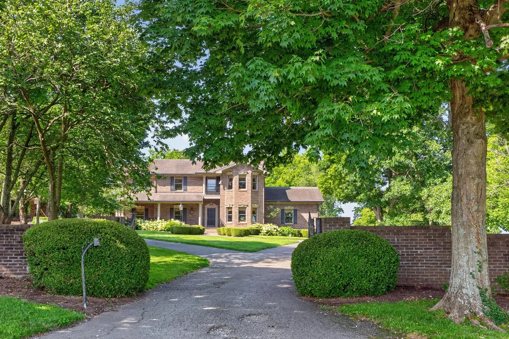 5845 Ky Highway 590 Lancaster KY 40444