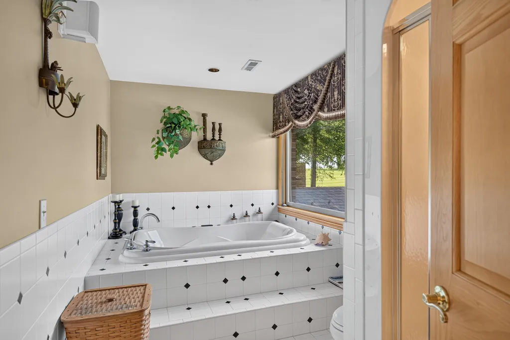 5845 Ky Highway 590 Lancaster KY 40444