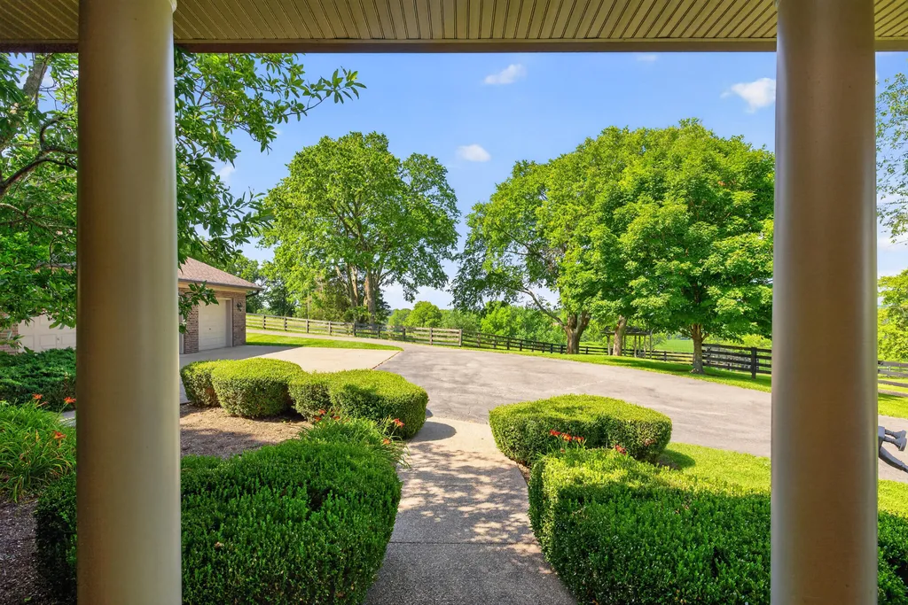 5845 Ky Highway 590 Lancaster KY 40444