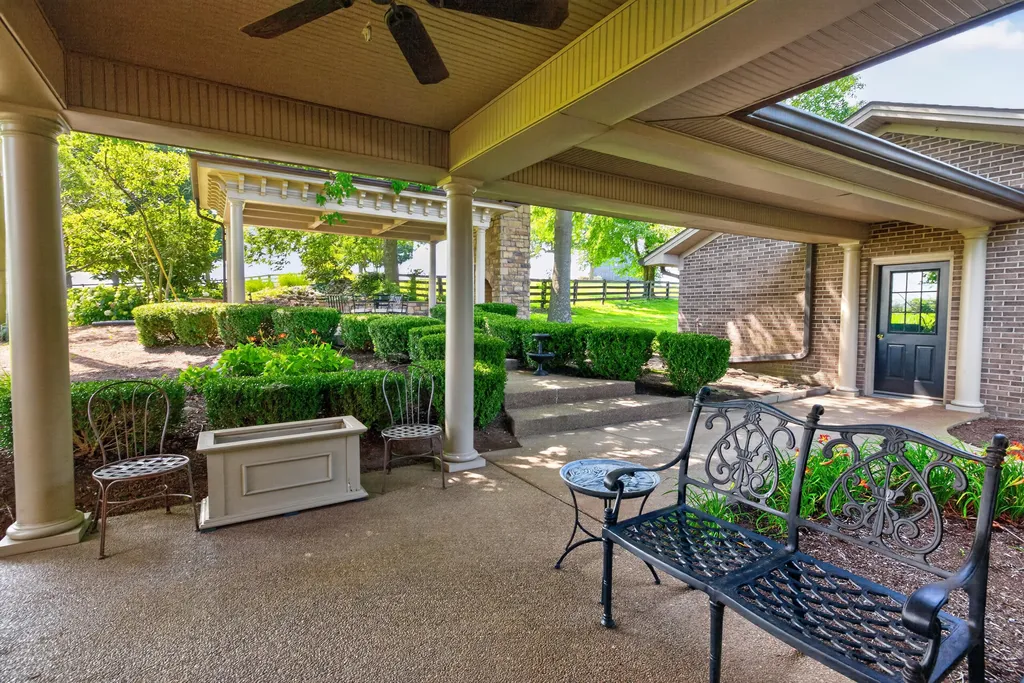 5845 Ky Highway 590 Lancaster KY 40444