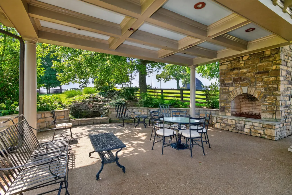5845 Ky Highway 590 Lancaster KY 40444