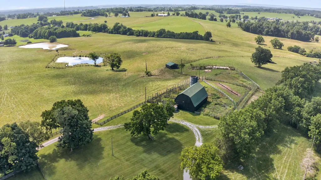 5845 Ky Highway 590 Lancaster KY 40444