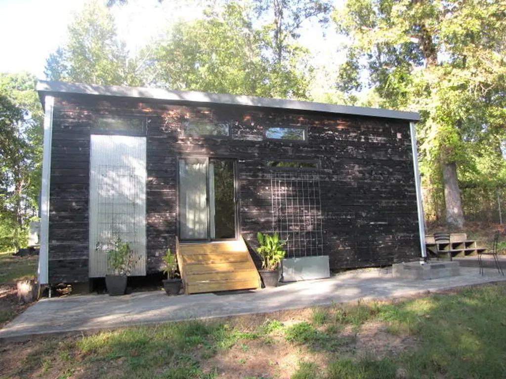 94 Riveria Road Gilbertsville KY 42044