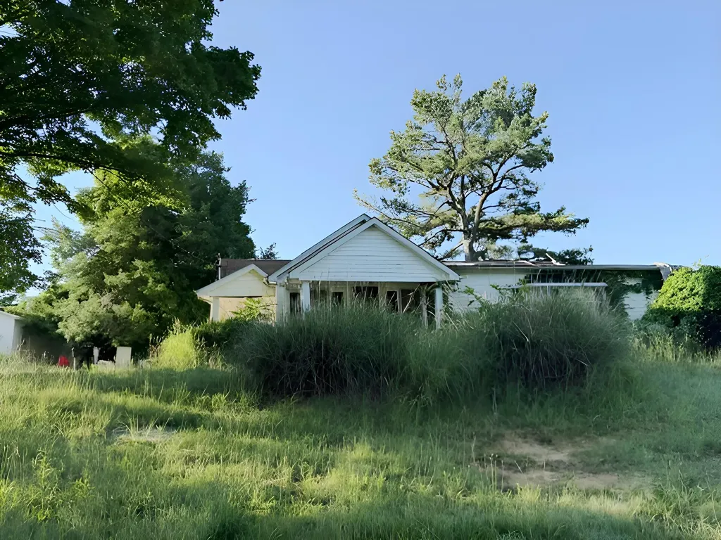 571 Ayers Lane Scottsville KY 42164