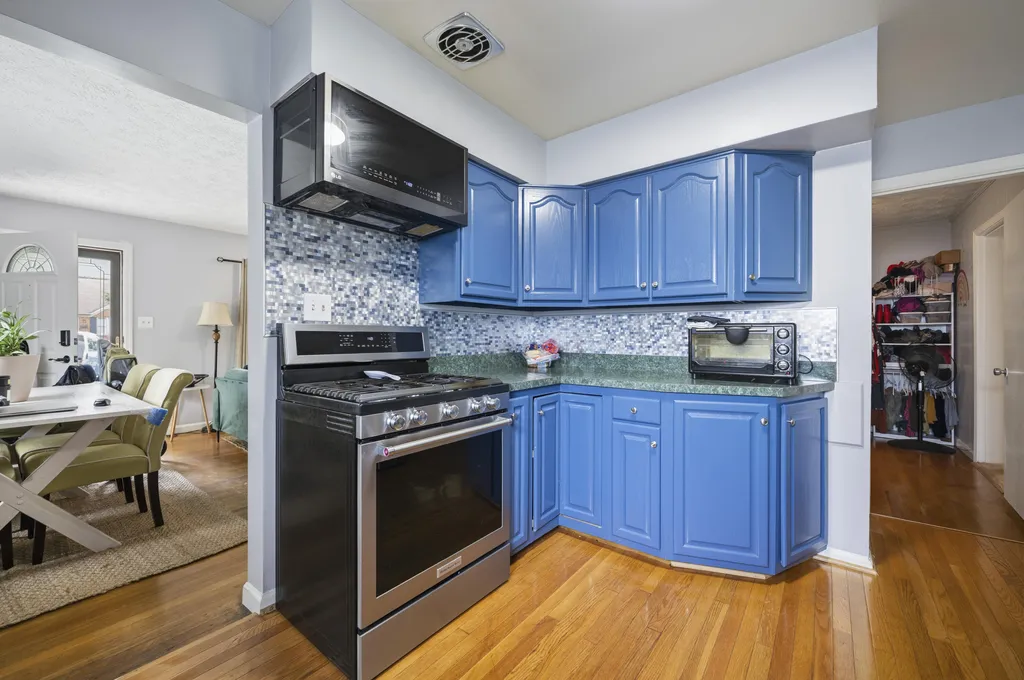 1809 Yorktown Road Lexington KY 40504