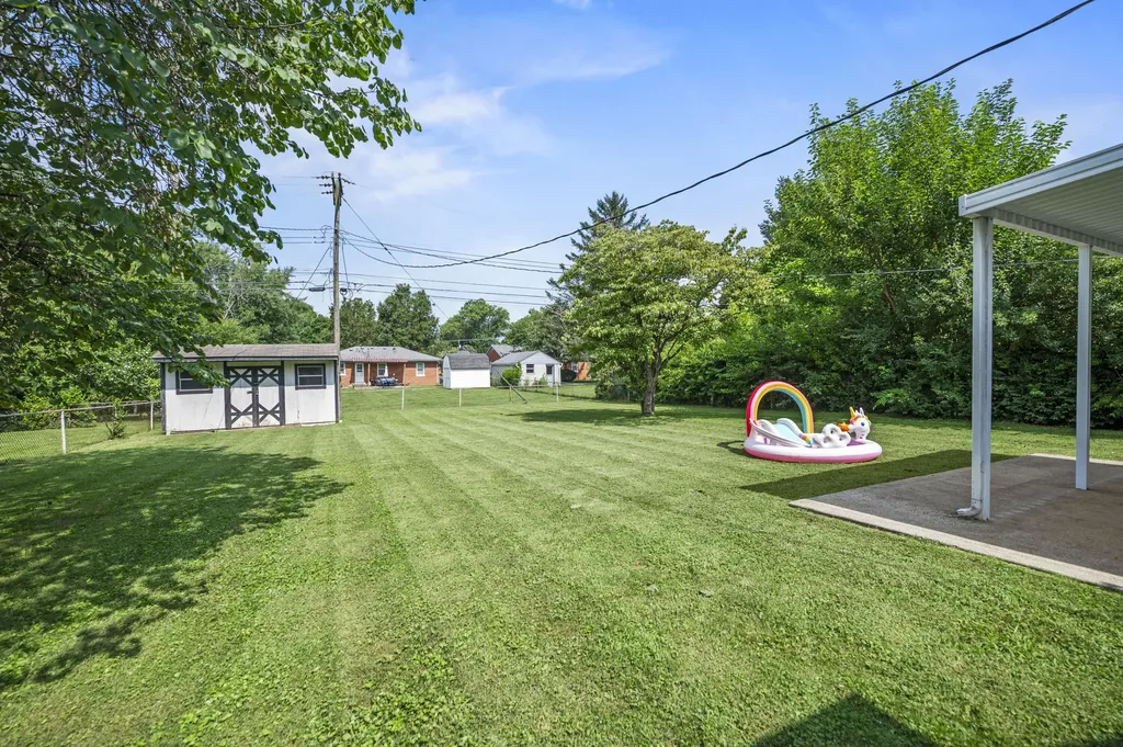 1809 Yorktown Road Lexington KY 40504