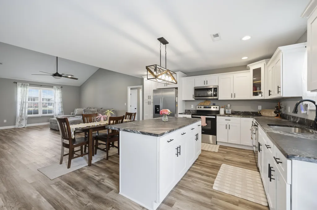 143 Patriot Trail Berea KY 40403