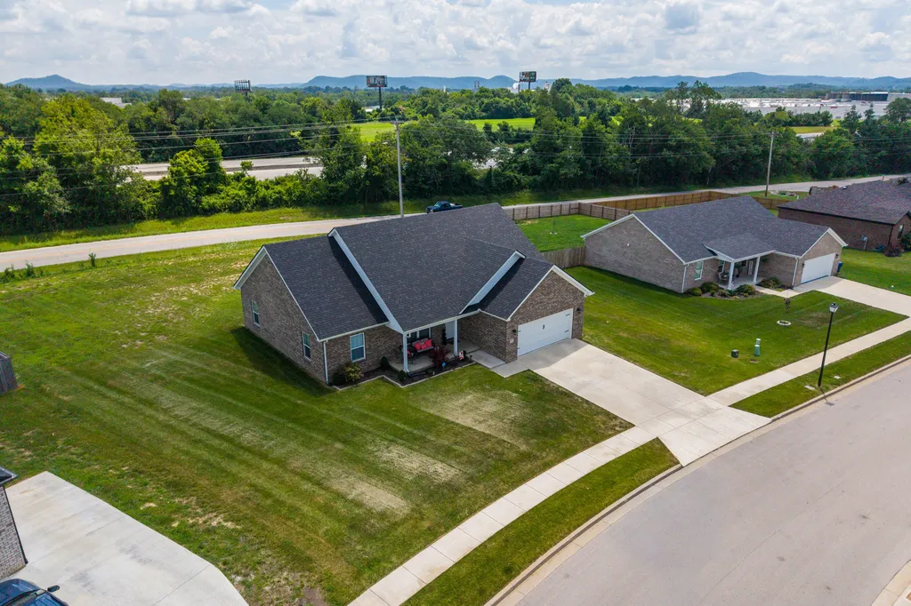 143 Patriot Trail Berea KY 40403