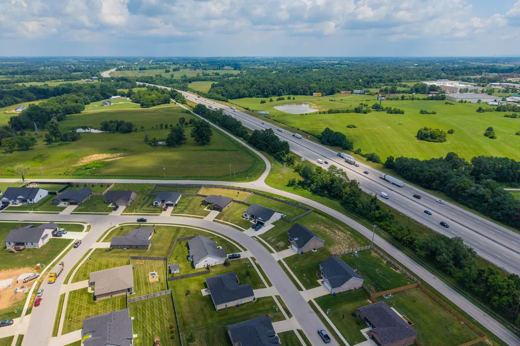 143 Patriot Trail Berea KY 40403