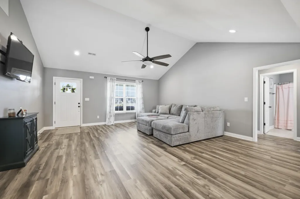 143 Patriot Trail Berea KY 40403