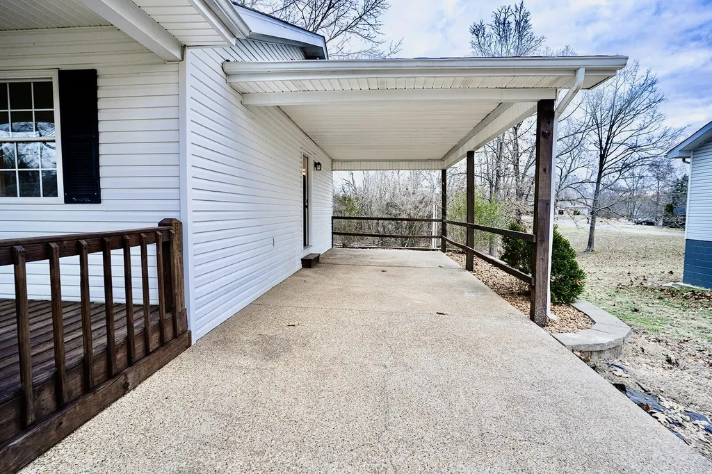 509 Hillview Drive Cadiz KY 42211