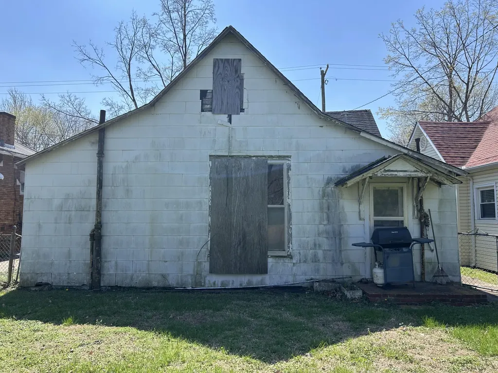 1405 N 12th Street Paducah KY 42001