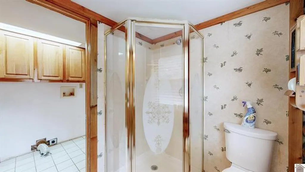 88 Lynnhurst Drive Murray KY 42071