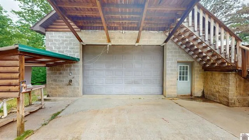 88 Lynnhurst Drive Murray KY 42071
