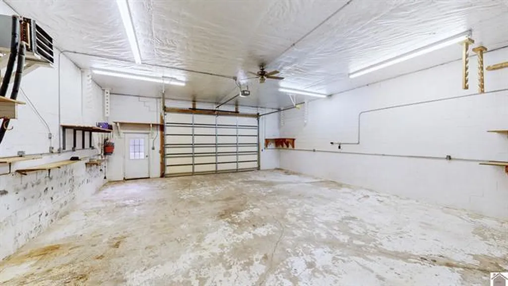 88 Lynnhurst Drive Murray KY 42071