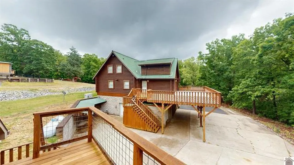 88 Lynnhurst Drive Murray KY 42071