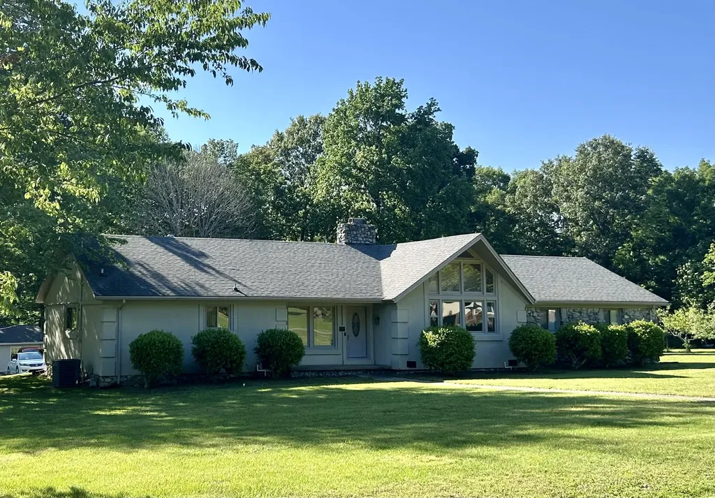 359 Rhea Lee Drive Paducah KY 42001