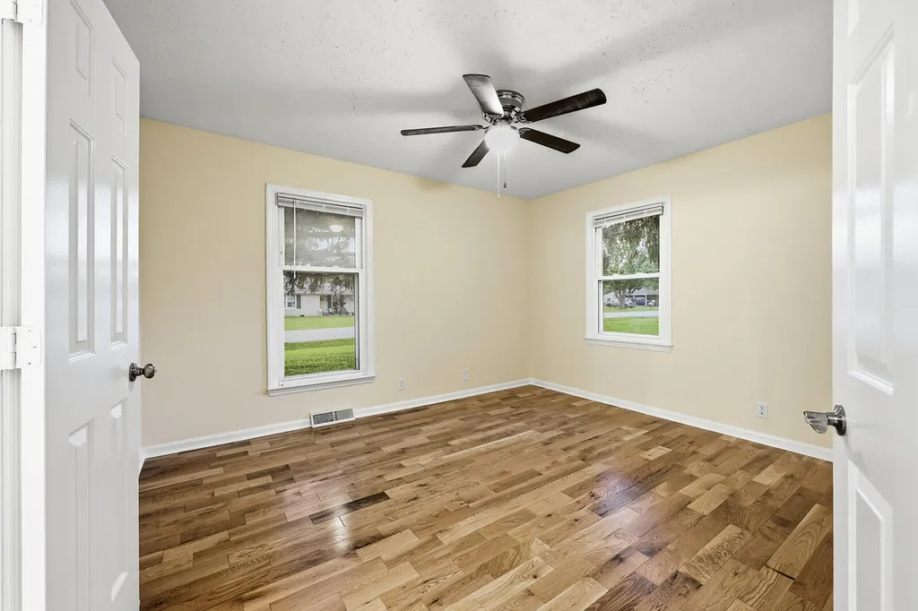 321 Sunset Drive Lawrenceburg KY 40342