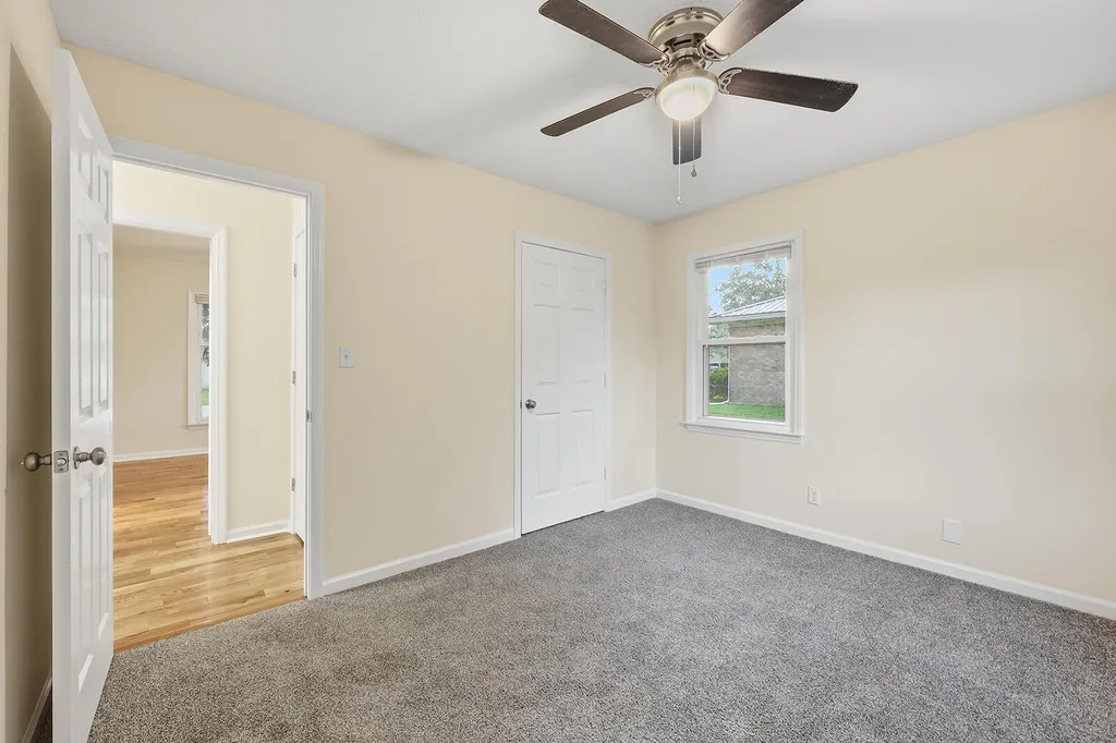 321 Sunset Drive Lawrenceburg KY 40342