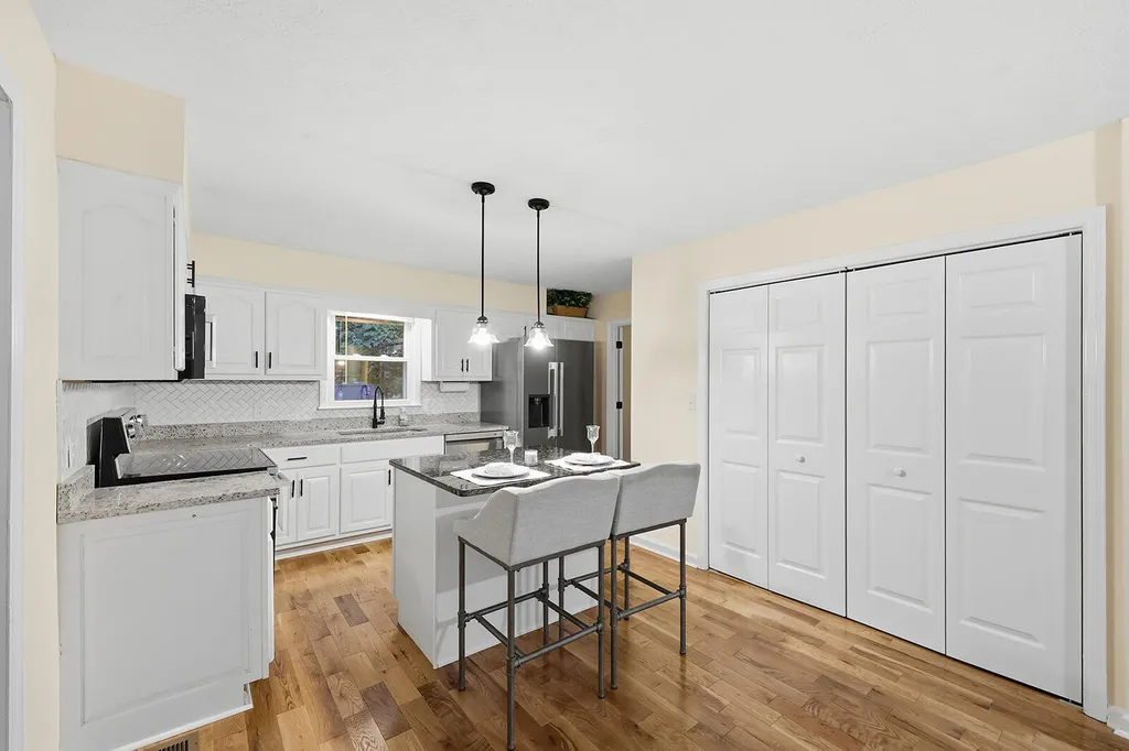 321 Sunset Drive Lawrenceburg KY 40342