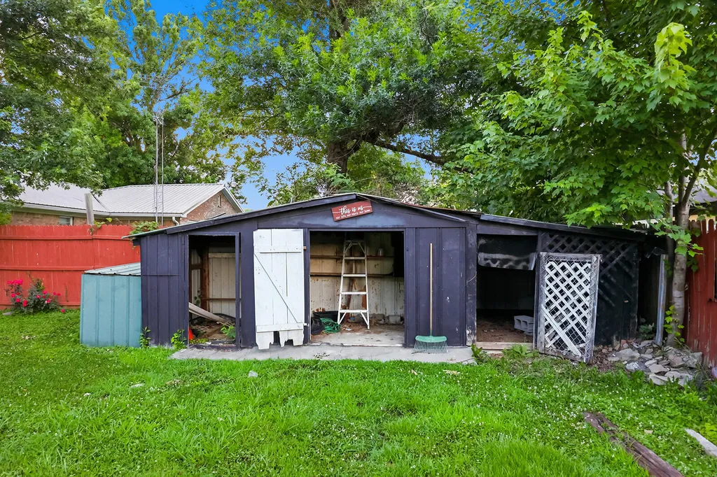 321 Sunset Drive Lawrenceburg KY 40342