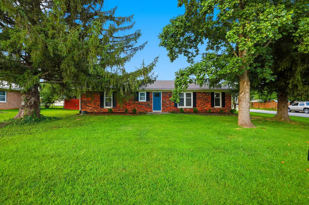 321 Sunset Drive Lawrenceburg KY 40342