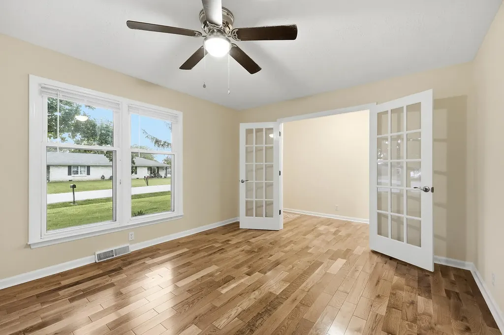 321 Sunset Drive Lawrenceburg KY 40342