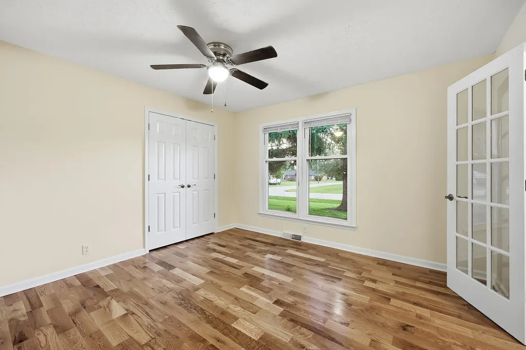 321 Sunset Drive Lawrenceburg KY 40342