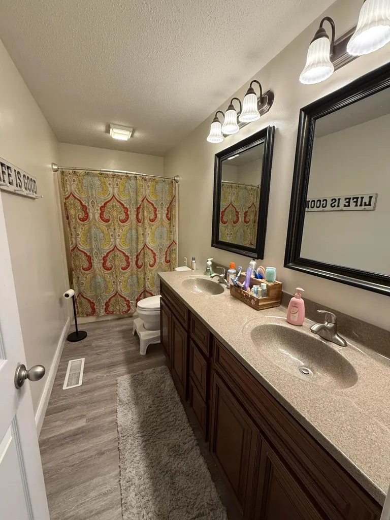 188 Princess Jennifer Drive Calvert City KY 42029