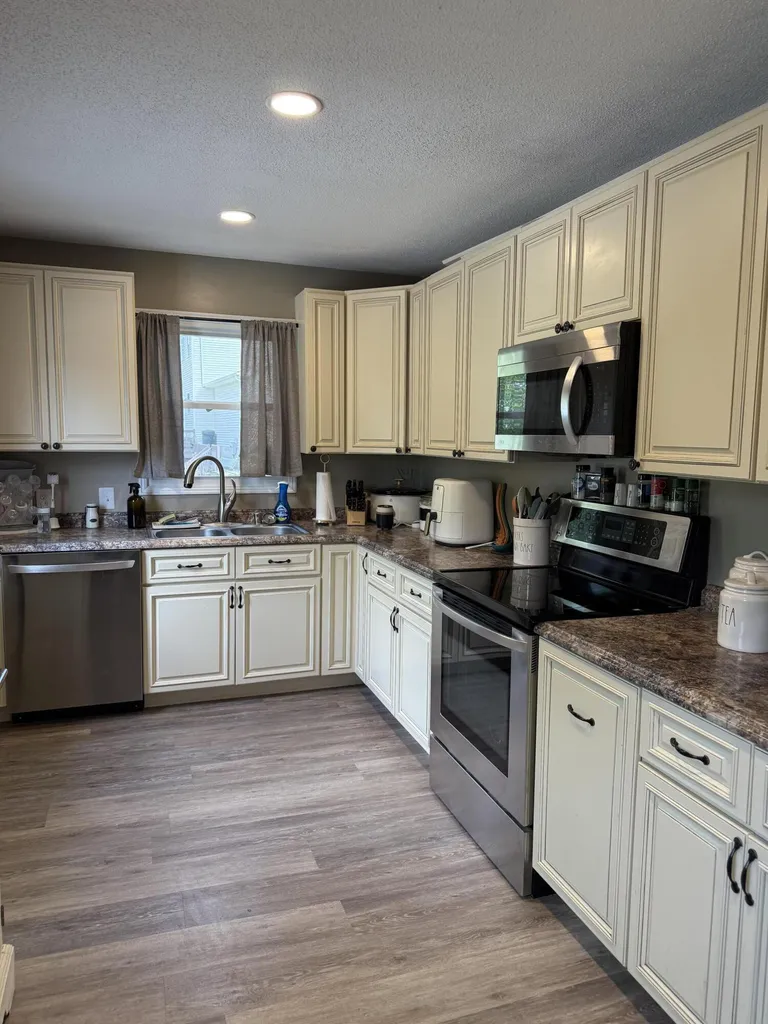 188 Princess Jennifer Drive Calvert City KY 42029