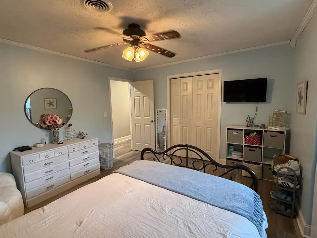 188 Princess Jennifer Drive Calvert City KY 42029