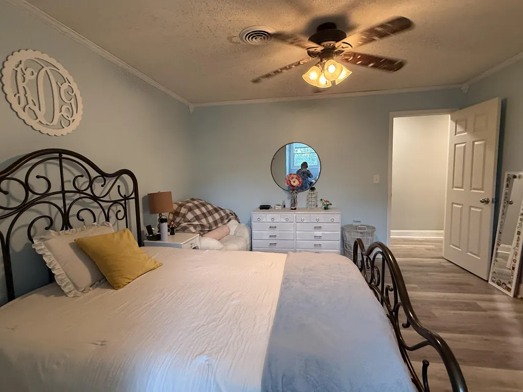 188 Princess Jennifer Drive Calvert City KY 42029