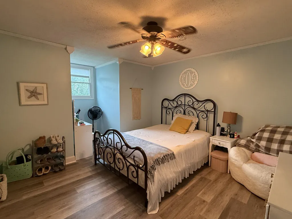 188 Princess Jennifer Drive Calvert City KY 42029