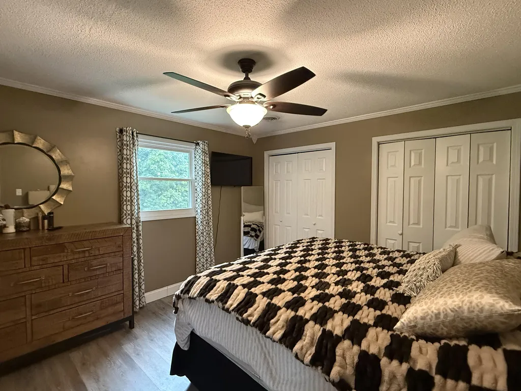 188 Princess Jennifer Drive Calvert City KY 42029