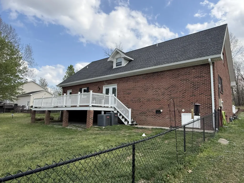 188 Princess Jennifer Drive Calvert City KY 42029
