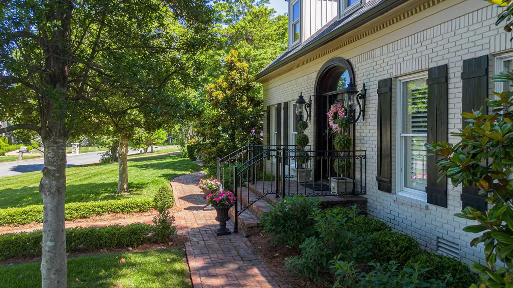 315 Troon Road Paducah KY 42001