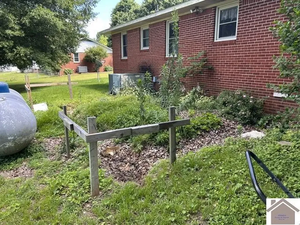 7064 U.s. 51 Fulton KY 42041