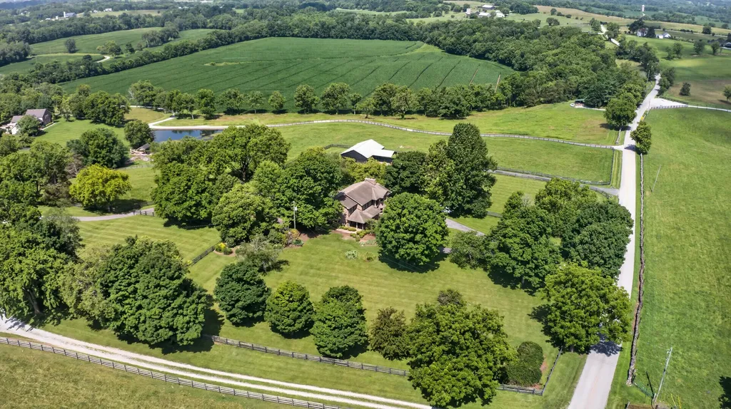 5845 Ky Highway 590 Lancaster KY 40444